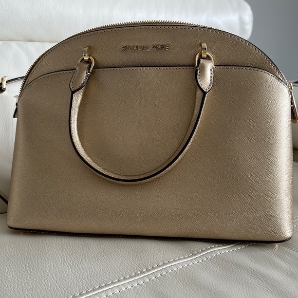 COPY - Michael Kors Handbag - Picture 5 of 5